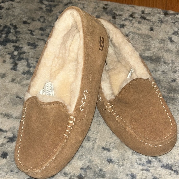 Women’s Ansley Uggs size 7 - Picture 1 of 1